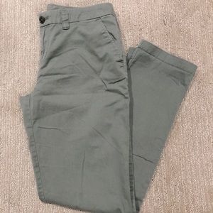 4T Gap Broken-In Straight Khakis in Olive